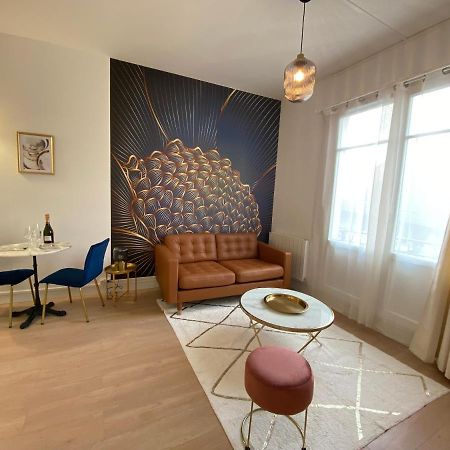 Escapade Romantique: Sauna Et Moments De Plaisir Rouen Ngoại thất bức ảnh