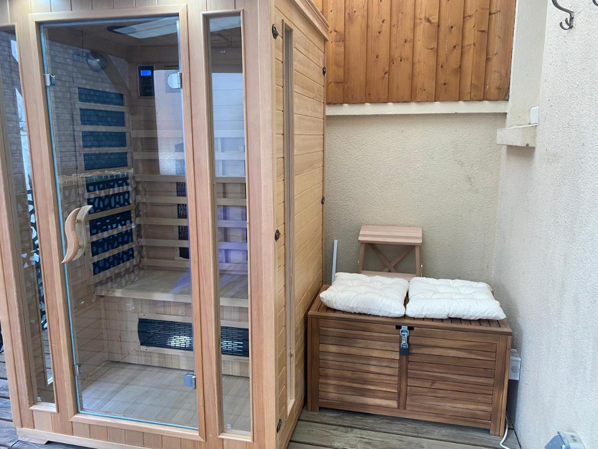 Escapade Romantique: Sauna Et Moments De Plaisir Rouen Ngoại thất bức ảnh